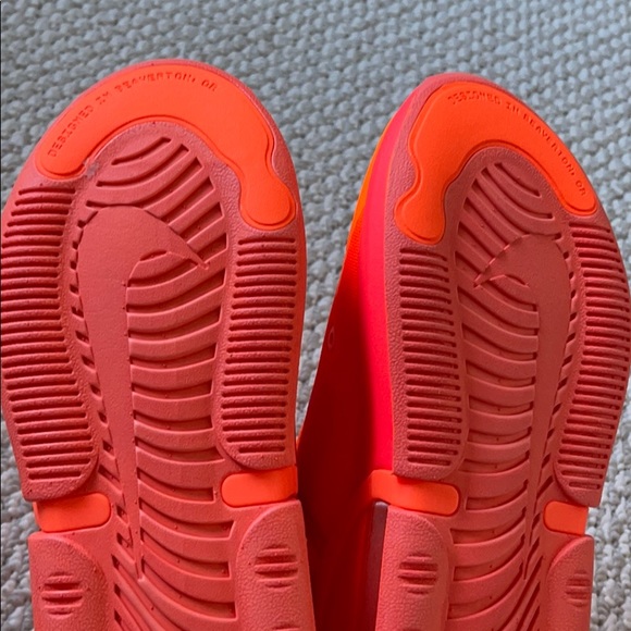 Nike Air Max Up NRG Sneaker in Hyper Crimson - Picture 15 of 16